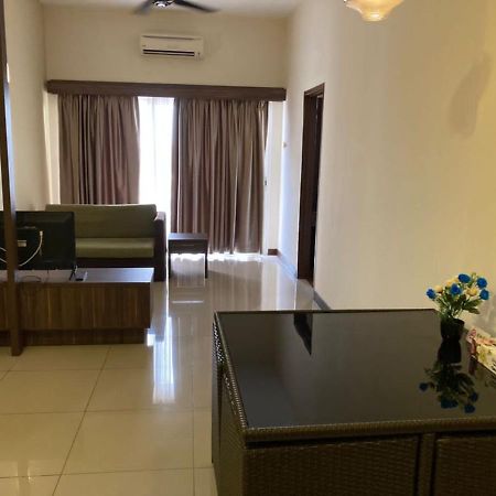 Apartments & Free Access To Waterpark At B Lagoon Melaka Экстерьер фото