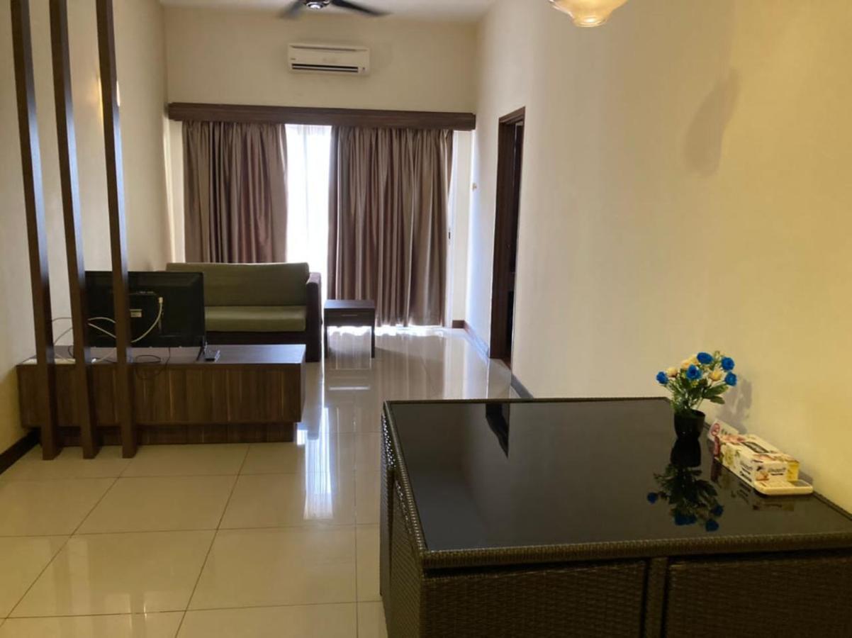 Apartments & Free Access To Waterpark At B Lagoon Melaka Экстерьер фото